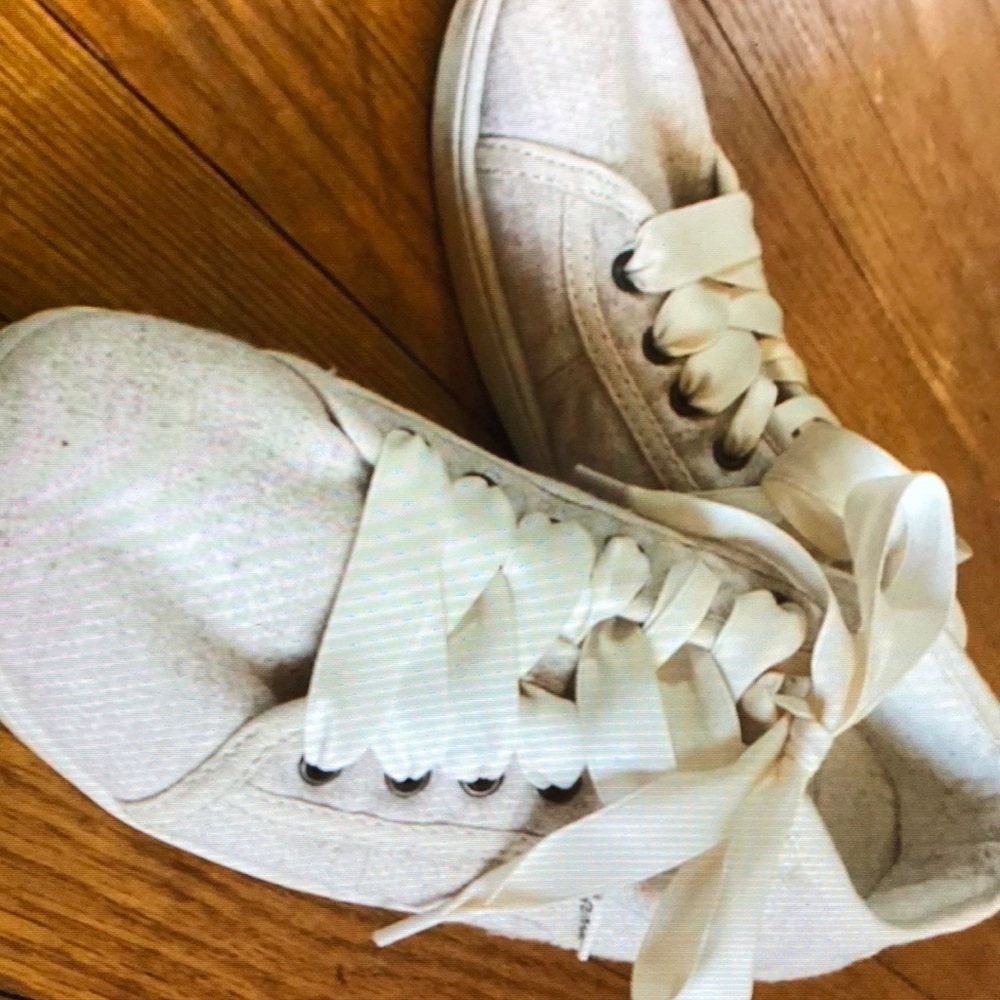 Sherpa lined roxy sneakers